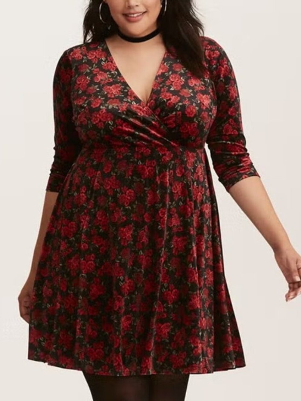 Torrid Black and Red Rose Floral Print Velvet Mini Dress Size 0 (L/12)